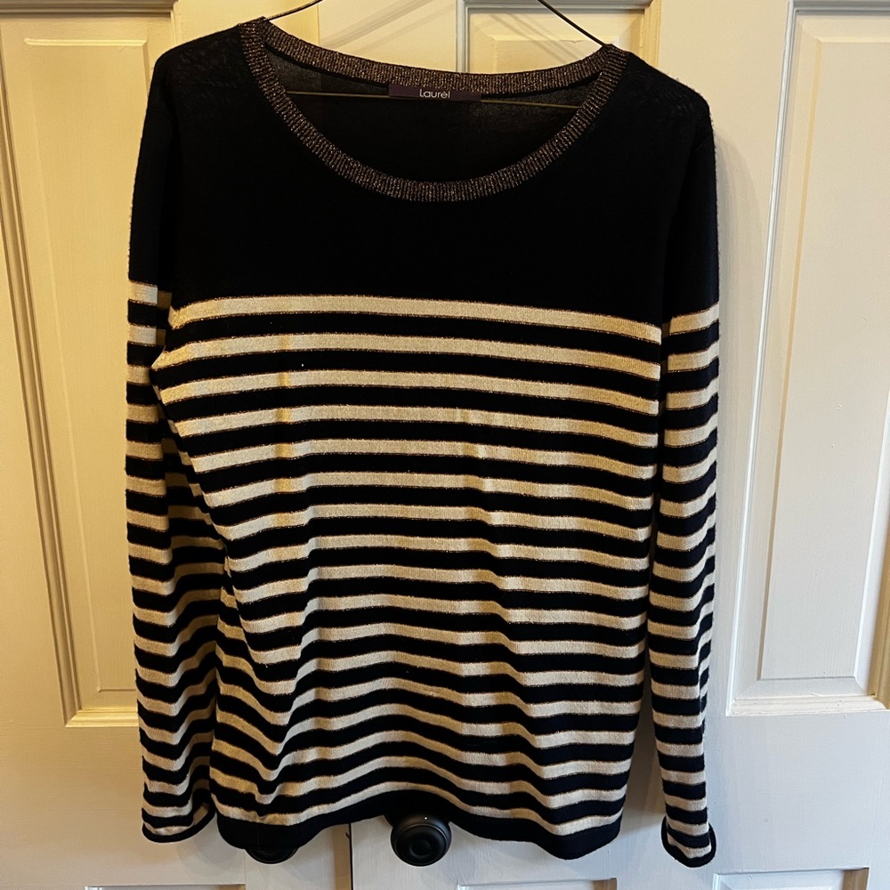Laurèl Sweater